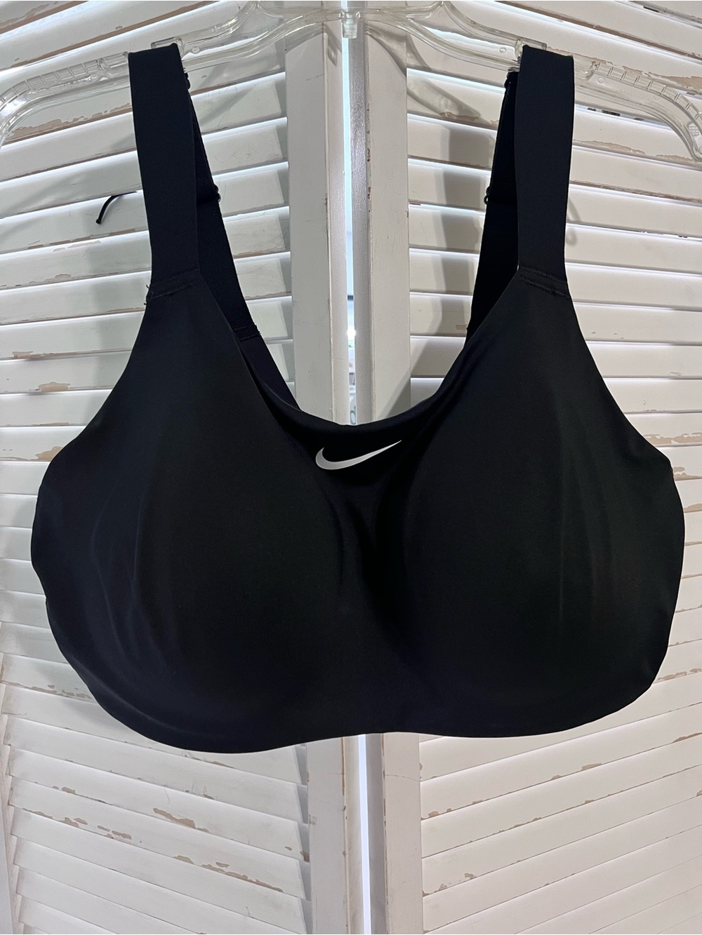 Nike Black High-Impact Support Sports Bra Molded Cups Pristine Condition 42DD